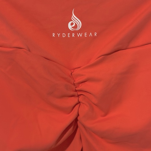 NWT RYDEWEAR STAPLES SCRUNCH BUM LEGGINGS - Coral - Large - Picture 3 of 9